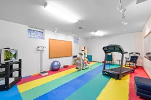 9145 Foxrun Cir, Eden Prairie, MN 55347 - Photo 25