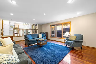 9145 Fox Run Circle, Eden Prairie, MN 55347 - Photo 3