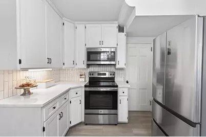 1885 Eleanor Avenue, Saint Paul, MN 55116 - Photo 15