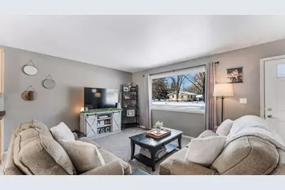 1218 10th Avenue SE, Saint Cloud, MN 56304 - Photo 5