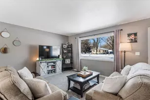 1218 10th Ave SE, Saint Cloud, MN 56304 - Photo 5