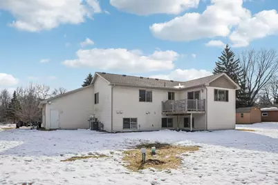 4404 E Viking Court, Wyoming, MN 55092 - Photo 33