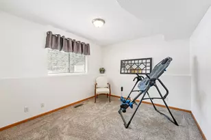 4404 E Viking Ct, Wyoming, MN 55092 - Photo 23