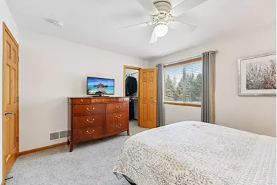 4404 E Viking Court, Wyoming, MN 55092 - Photo 21