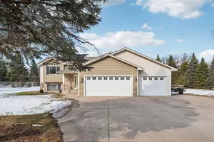 4404 E Viking Ct, Wyoming, MN 55092 - Photo 29
