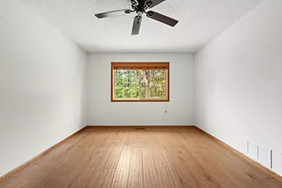 27765 Woodland Drive, Chisago City, MN 55013 - Photo 13