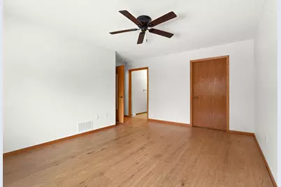 27765 Woodland Drive, Chisago City, MN 55013 - Photo 17