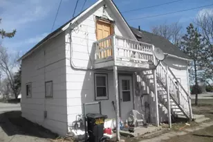 211 N St E, Detroit Lakes, MN 56501 - Photo 1