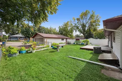 463 11th Avenue NW, New Brighton, MN 55112 - Photo 3