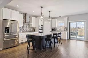 9041 River Rock Dr N, Chanhassen, MN 55317 - Photo 13