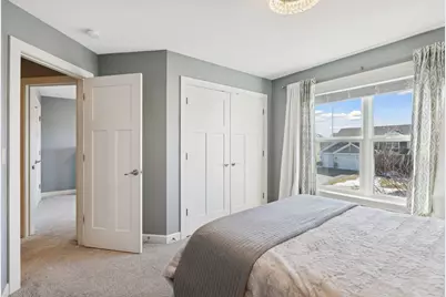 9041 River Rock Drive N, Chanhassen, MN 55317 - Photo 33