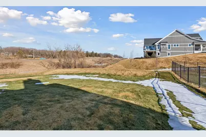 9041 River Rock Drive N, Chanhassen, MN 55317 - Photo 45
