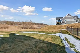 9041 River Rock Dr N, Chanhassen, MN 55317 - Photo 45