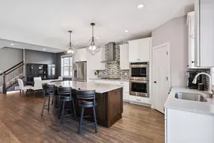 9041 River Rock Dr N, Chanhassen, MN 55317 - Photo 15