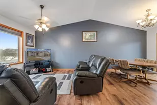 5 6th Ave S E, Elgin, MN 55932 - Photo 13