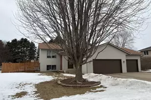 5 6th Ave S E, Elgin, MN 55932 - Photo 3