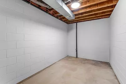 1752 Interlachen, Woodbury, MN 55125 - Photo 45