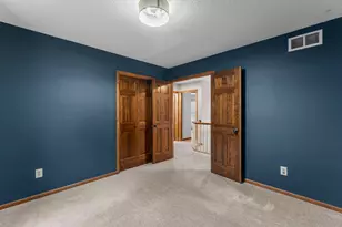 1752 Interlachen, Woodbury, MN 55125 - Photo 27