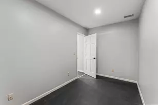 1752 Interlachen, Woodbury, MN 55125 - Photo 37