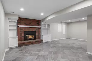 1752 Interlachen, Woodbury, MN 55125 - Photo 43