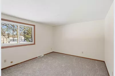 635 W 9th Street, Rush City, MN 55069 - Photo 19