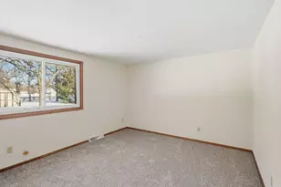 635 W 9th St, Rush City, MN 55069 - Photo 19