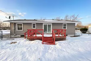 200 Oak Park Dr NE, Blaine, MN 55434 - Photo 5