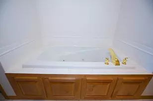 18055 39th Pl N, Plymouth, MN 55446 - Photo 15