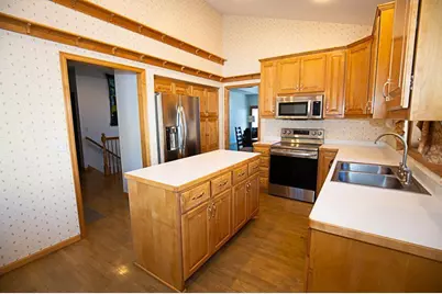 18055 39th Place N, Plymouth, MN 55446 - Photo 7