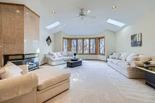 4 W Bay Ln, North Oaks, MN 55127 - Photo 37