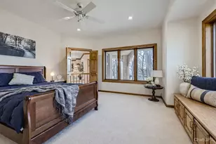 4 W Bay Ln, North Oaks, MN 55127 - Photo 25