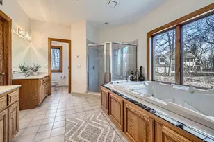 4 W Bay Ln, North Oaks, MN 55127 - Photo 21