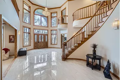 4 W Bay Lane, North Oaks, MN 55127 - Photo 9