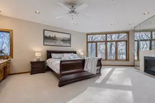 4 W Bay Ln, North Oaks, MN 55127 - Photo 23