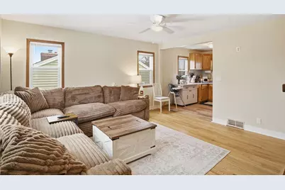 40 Winona Street E, Saint Paul, MN 55107 - Photo 7