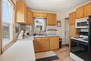 40 Winona St E, Saint Paul, MN 55107 - Photo 11