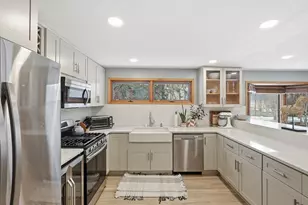 16919 Cottage Grove Ave, Minnetonka, MN 55391 - Photo 7