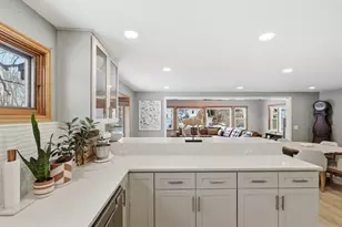 16919 Cottage Grove Ave, Wayzata, MN 55391 - Photo 3