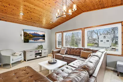 16919 Cottage Grove Avenue, Minnetonka, MN 55391 - Photo 3