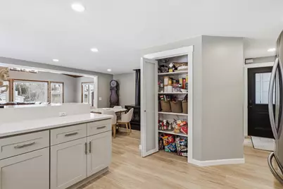 16919 Cottage Grove Avenue, Wayzata, MN 55391 - Photo 9