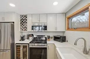 16919 Cottage Grove Ave, Minnetonka, MN 55391 - Photo 9