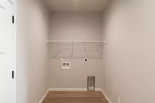 4176 Arthur Dr S, Fargo, ND 58104 - Photo 21