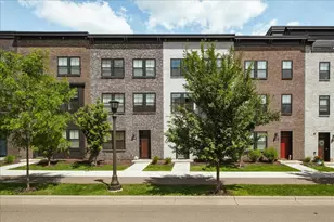 850 Mount Curve Blvd, Saint Paul, MN 55116 - Photo 3
