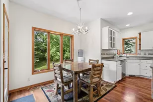 1540 Viewcrest Ln, Burnsville, MN 55337 - Photo 5