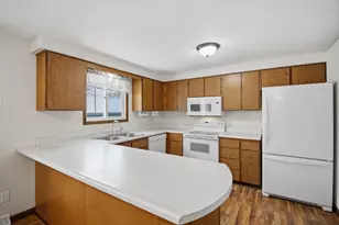 108 Sunrise Dr, Medford, MN 55049 - Photo 5