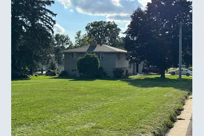 418 Monroe, Caledonia, MN 55921 - Photo 5