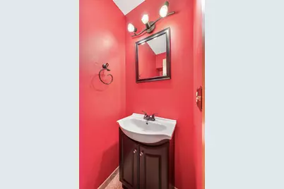 1658 Helena Road N, Oakdale, MN 55128 - Photo 9