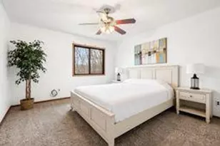 1658 Helena Rd N, Oakdale, MN 55128 - Photo 9