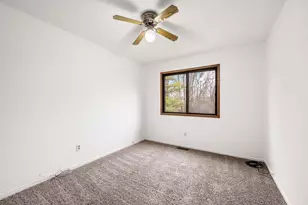 1658 Helena Rd N, Oakdale, MN 55128 - Photo 15