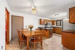 1658 Helena Rd N, Oakdale, MN 55128 - Photo 5
